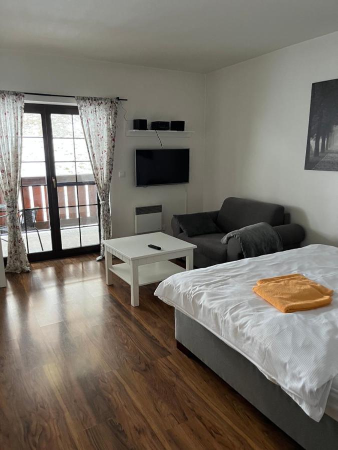 Apartman Viktoria 5 Rózsahegy Kültér fotó